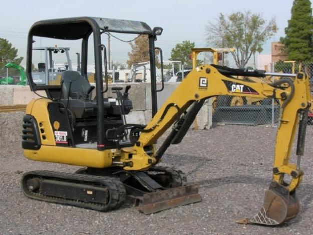 2005 CATERPILLAR - 301.8C