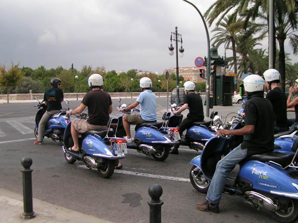 Cooltra Valencia Tours en Scooter –  lo último en oferta turística (con guía oficial)