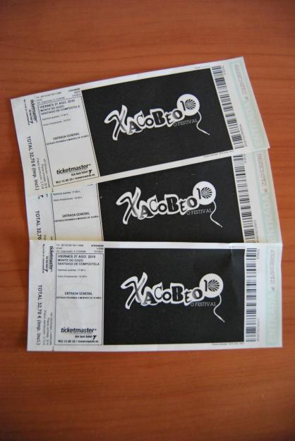 Vendo sobre blando y regalo 2 entradas para Muse en Santiago Compostela