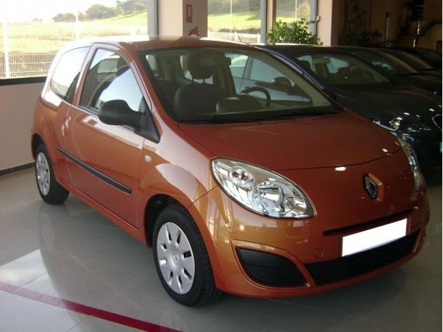 RENAULT Clio 1.2 16v Confort Express.