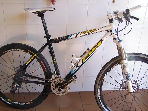 SE VENDE HB EXPERT PRO DISC