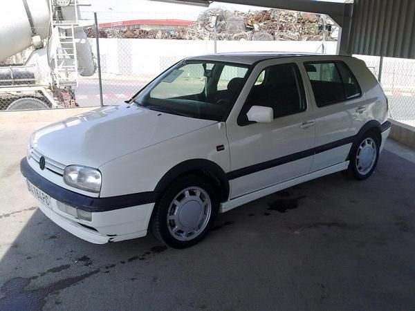 VENDO VW GOLF III 2.0 GTI