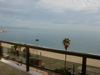 Apartamento con 2 dormitorios se vende en Fuengirola, Costa del Sol