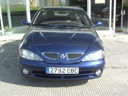 RENAULT MEGANE COUPE 1.9 DCI 105 CV DYNAMIQUE - Lugo