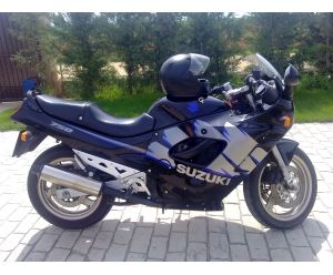 SUZUKI GSX 750 EF