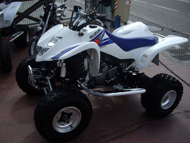 SUZUKI LTZ 400 UN AÑO DE GARANTIA