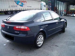 Venta de coche Renault LAGUNA 1.9 DCI 120 CV DYNAMIQUE '04 en Renteria