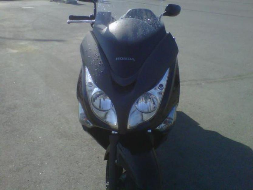 2009 Honda SW-T 400