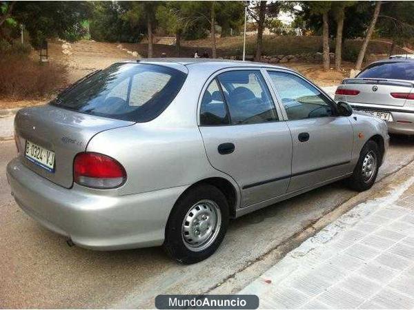 Hyundai Accent 1.3i GLS TRANSFERENCIA INCLUI