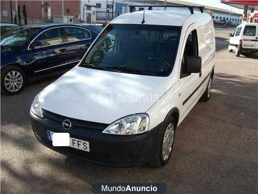 Opel Combo 1.3 CDTI 70 CV Essentia