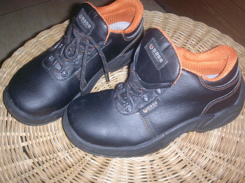 se vende botas de seguridad unisex talla 39