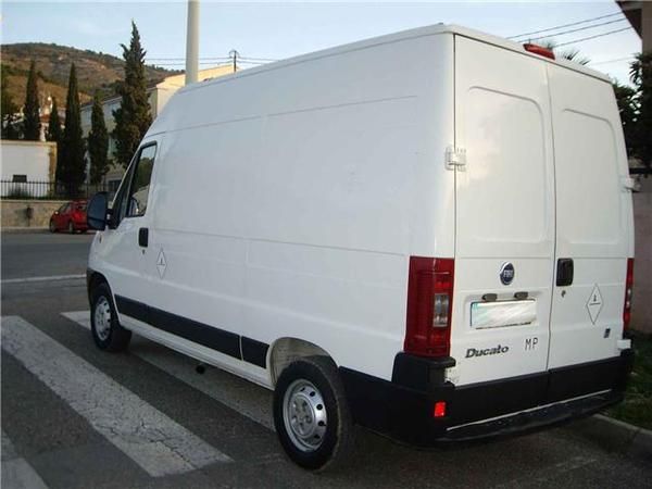 Fiat Ducato Furgón 2.3 JTD techo alto