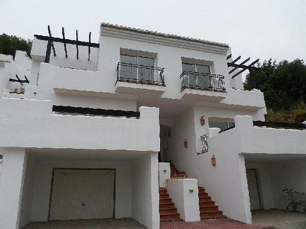 Casa adosada en Istán