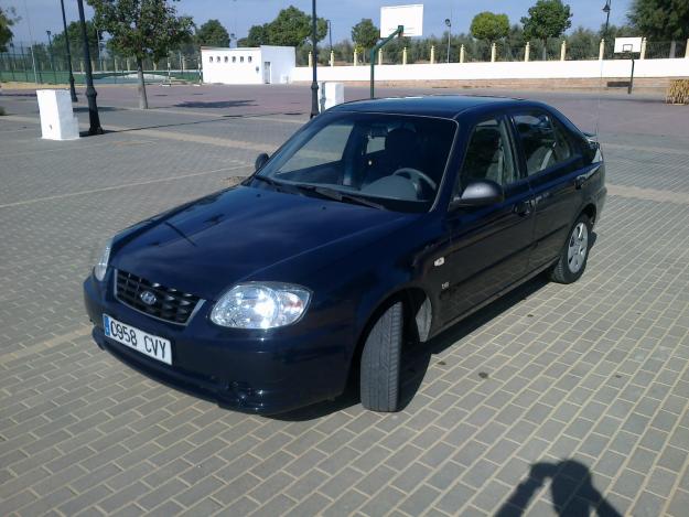 SE VENDE HYUNDAI ACCENT 3000€ NEGOCIABLES