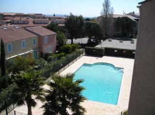 Apartamento : 4/5 personas - piscina - la londe les maures  var  provenza-alpes-costa azul  francia