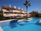 Apartamento con 2 dormitorios se vende en Marbella, Costa del Sol - mejor precio | unprecio.es