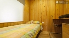 Rooms available - Artsy 3-bedroom apartment in up-and-coming Embajadores - mejor precio | unprecio.es