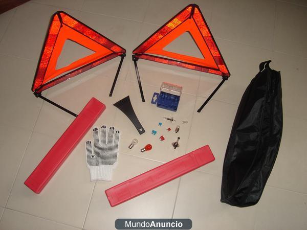 Vendo kit emergencia coche (triangulos, luces,quita hielo, etc)