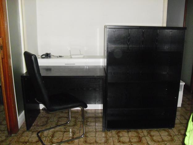 Urge vender por traslado muebles de oficina