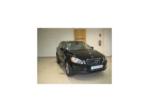 VOLVO XC60 D5 KINETIC