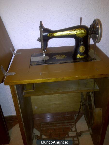 MAQUINA DE COSER 1921