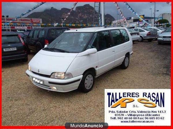 Renault Espace 2.2i RT