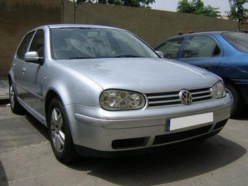 Venta de Volkswagen GOLF IV 1.6 HIGHLINE 105 C.v '00 en Valencia