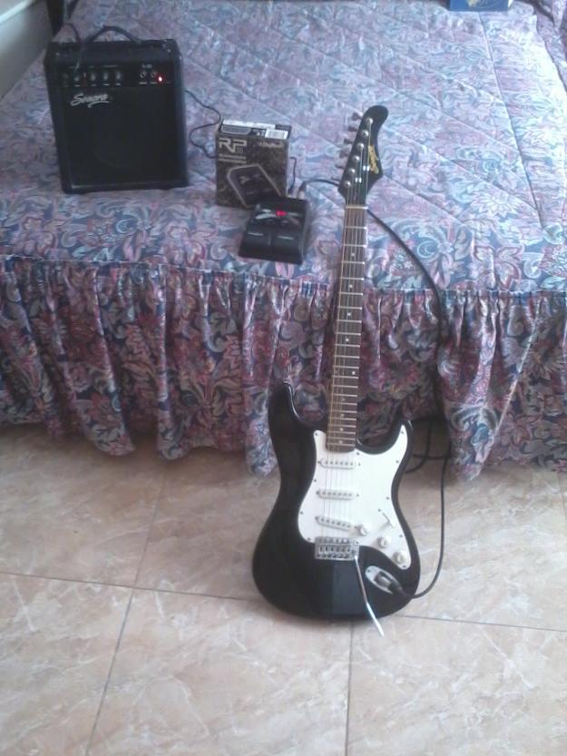 guitarra electrica,amplificador,sintetizador