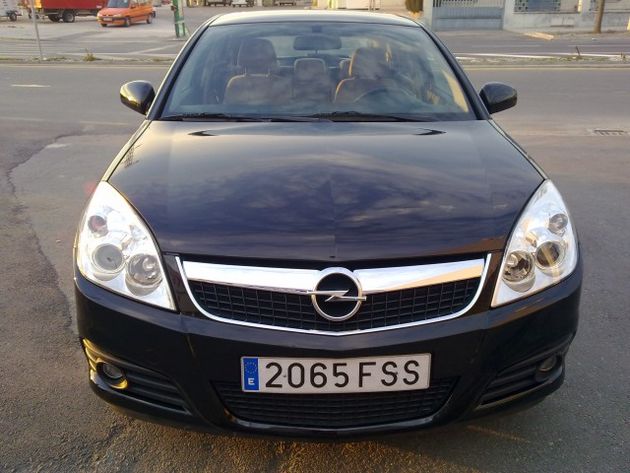 OPEL Astra GTC 1.7CDTi Sport