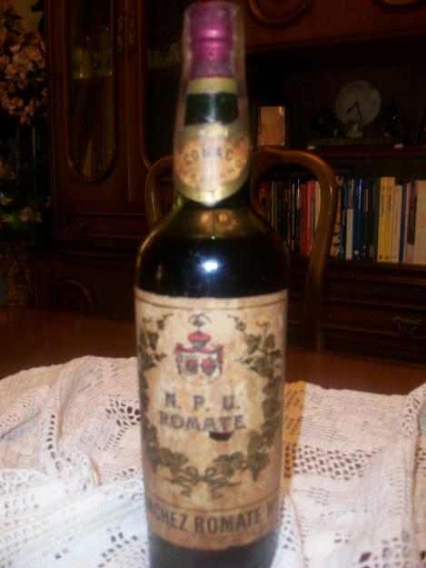 botella antigua de coñac