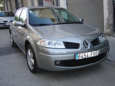 Renault Megane 1.4 16v 100cv S.L. Emotion