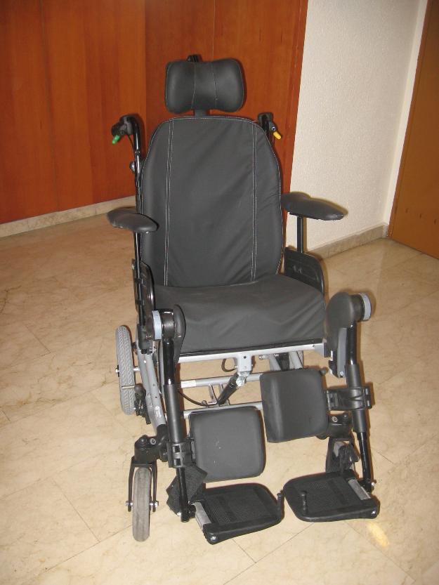 Silla de rueda geriatrica basculante