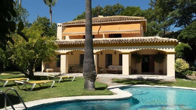 Villas a la venta en Las Brisas Costa del Sol