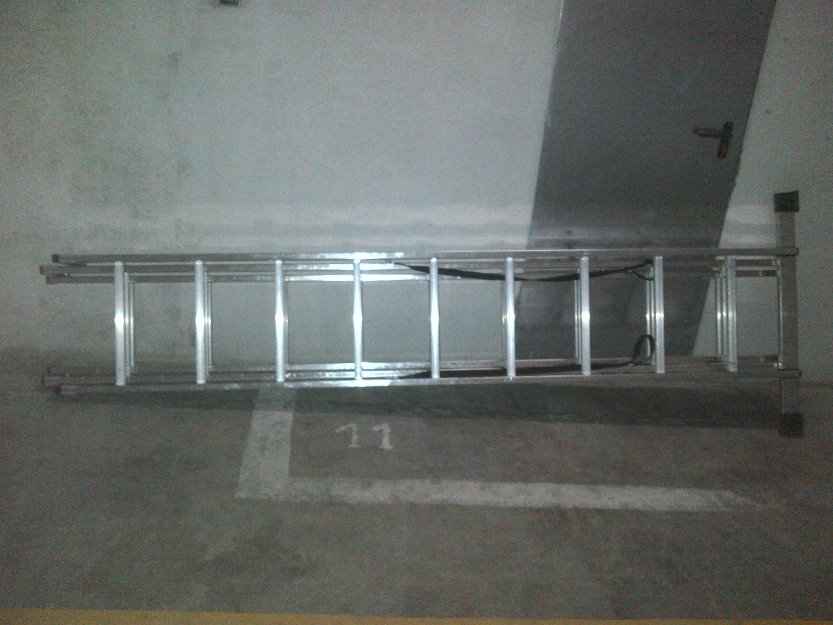 Se vende escalera industrial 3 tramos marca rolser