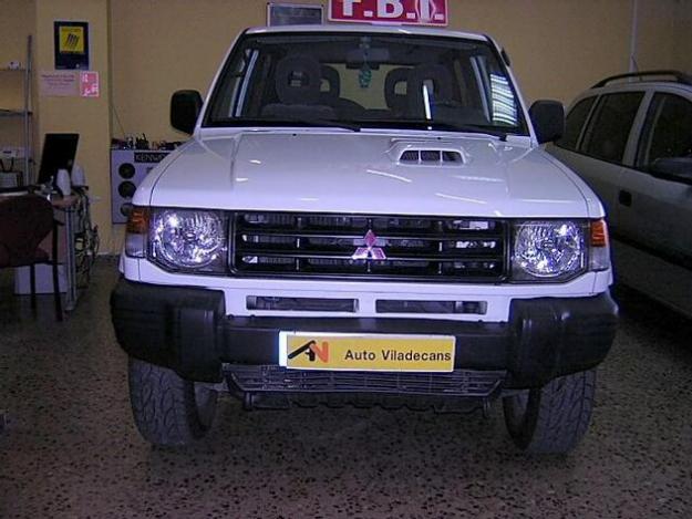 Venta de coche Mitsubishi GALLOPER 2.5 TDI Super Exceed 3 Puertas '04 en Viladecans