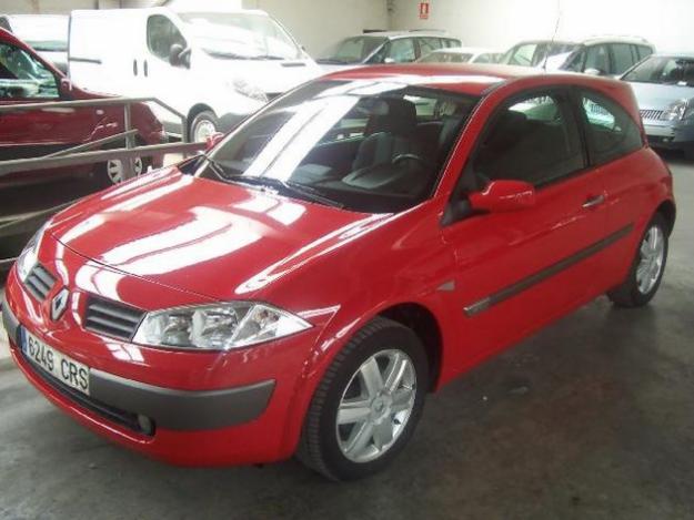 Comprar coche Renault MEGANE 1.5 DCI 100 CV CONFORT DINAMIQUE '04 en Huesca