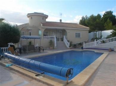 Chalet con 4 dormitorios se vende en Ciudad Quesada, Costa Blanca