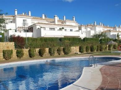 Apartamento con 2 dormitorios se vende en Casares Costa, Costa del Sol