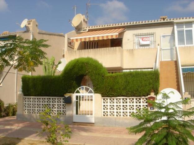 Bungalow en Planta alta a metros de la playa.