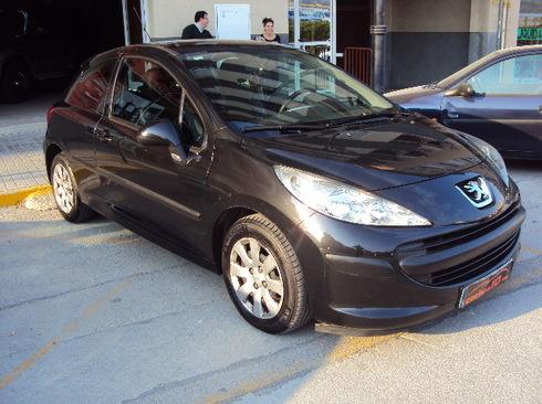 Peugeot 207 CONFORT 1.6 HDI-90cv  Aire Acondicionado, bluetooth