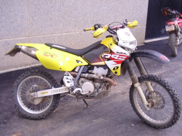 vendo suzuki drz 400 enduro