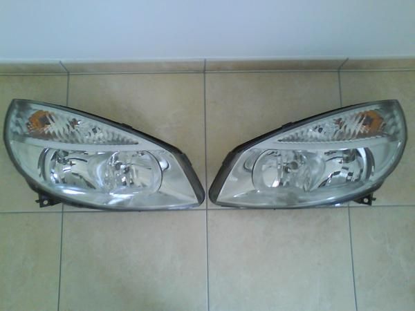 vendo faros de renault scenic 2 fase 1