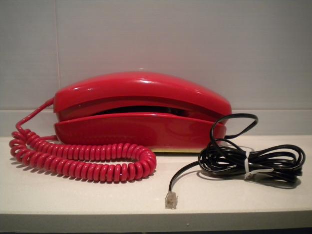 Teléfono modelo gondola rojo