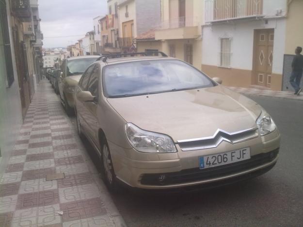 vendo citroen C5 HDI  colletions 2.0 138 cv  6 velocidades  43200km