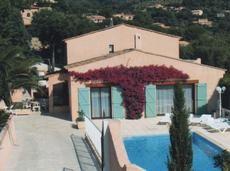 Villa : 10/12 personas - piscina - vistas a mar - cavalaire-sur-mer  var  provenza-alpes-costa azul  francia