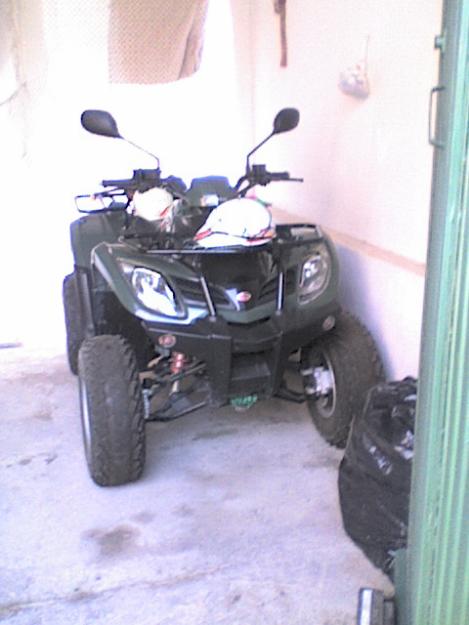 Vendo quad A.T.V. biplaza