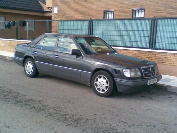 MERCEDES E 250 D