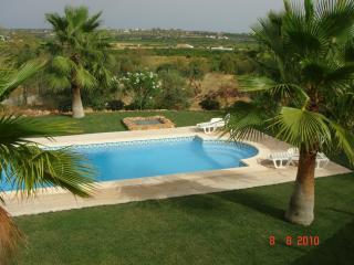 Casa : 4/5 personas - piscina - lagoa  algarve  portugal