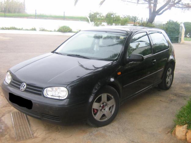 GOLF IV DE 1999---------------2400 EUROS--------------------------