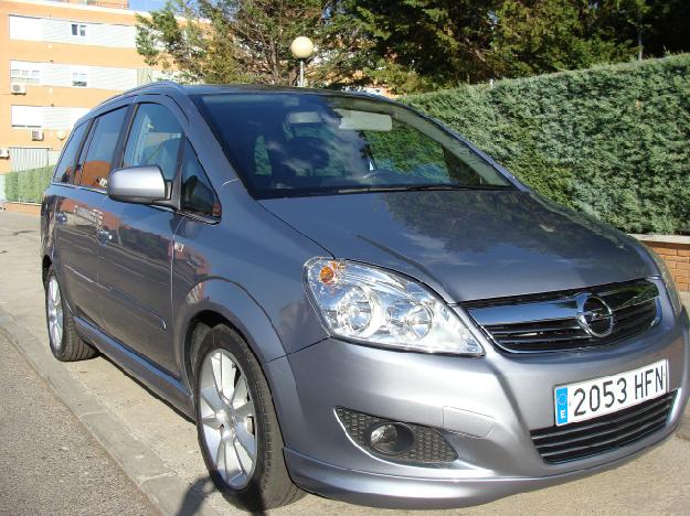 Opel Zafira 1.7 CDTi 125 CV Cosmo, 12.900€